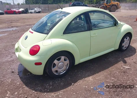 2001 Volkswagen New Beetle Gls из США, поврежденный, VIN 3VWCB21C61M475322